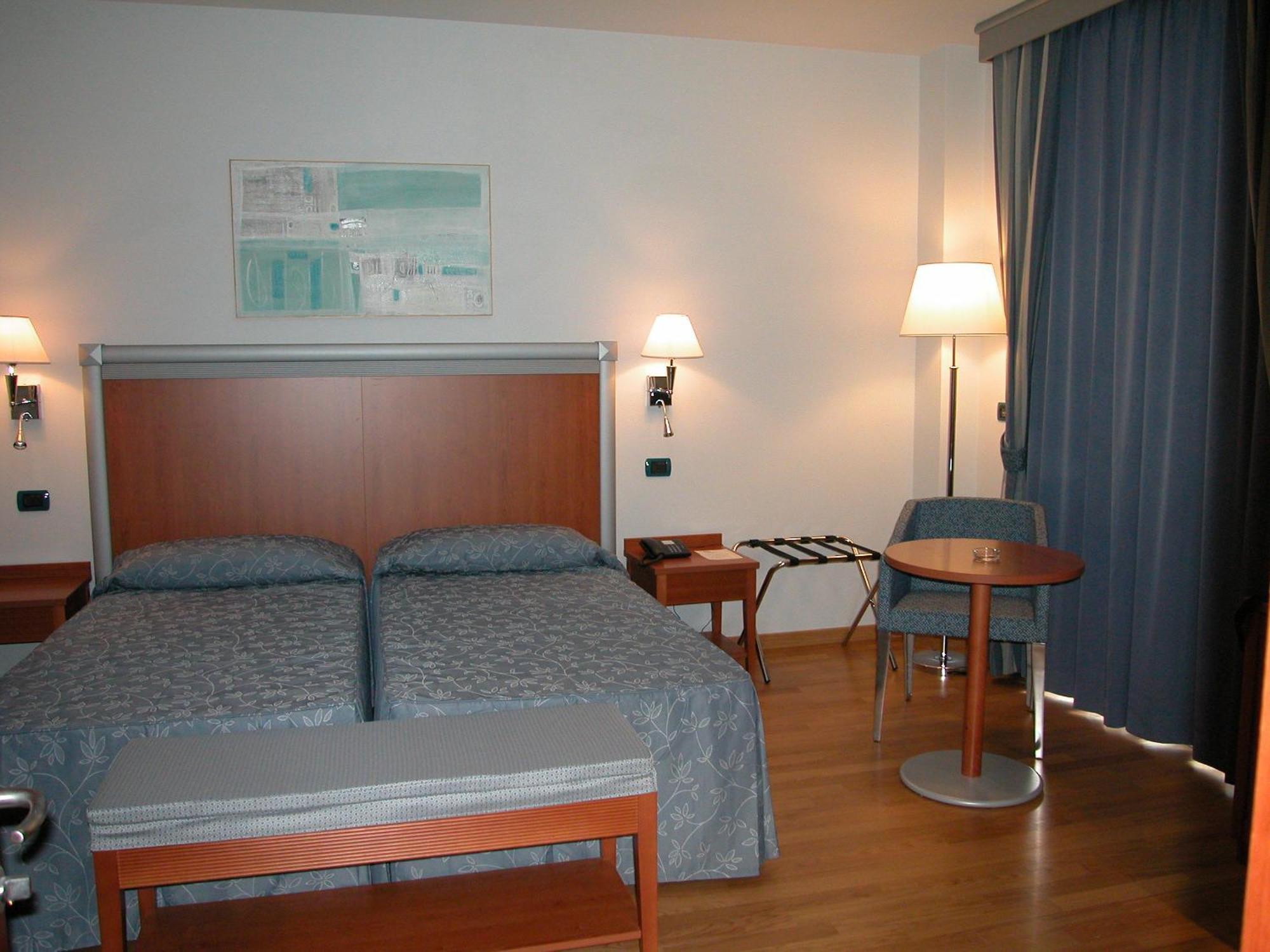 West Florence Campi Bisenzio Exterior foto